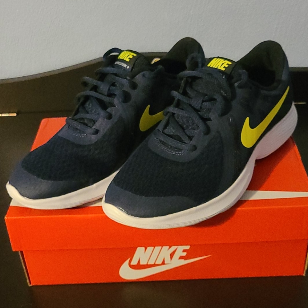 Shoes